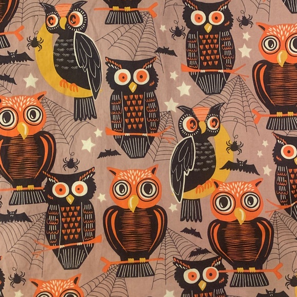 Vintage-Inspired Owl Print Sleeveless Dress 🦉 🦇 🕷️ - Picture 1 of 7